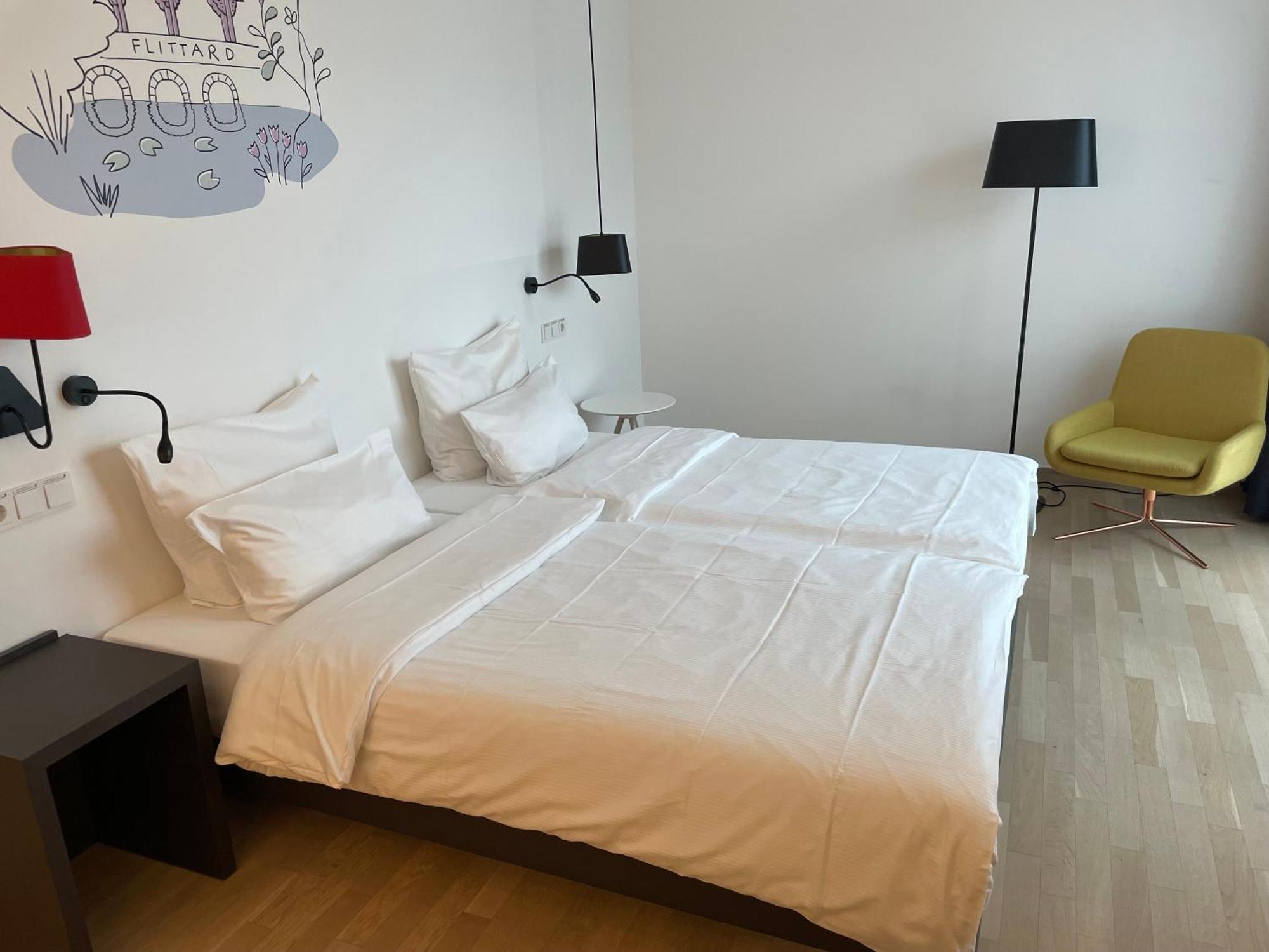 Hotel Im Leskanpark Koln Bagian luar foto