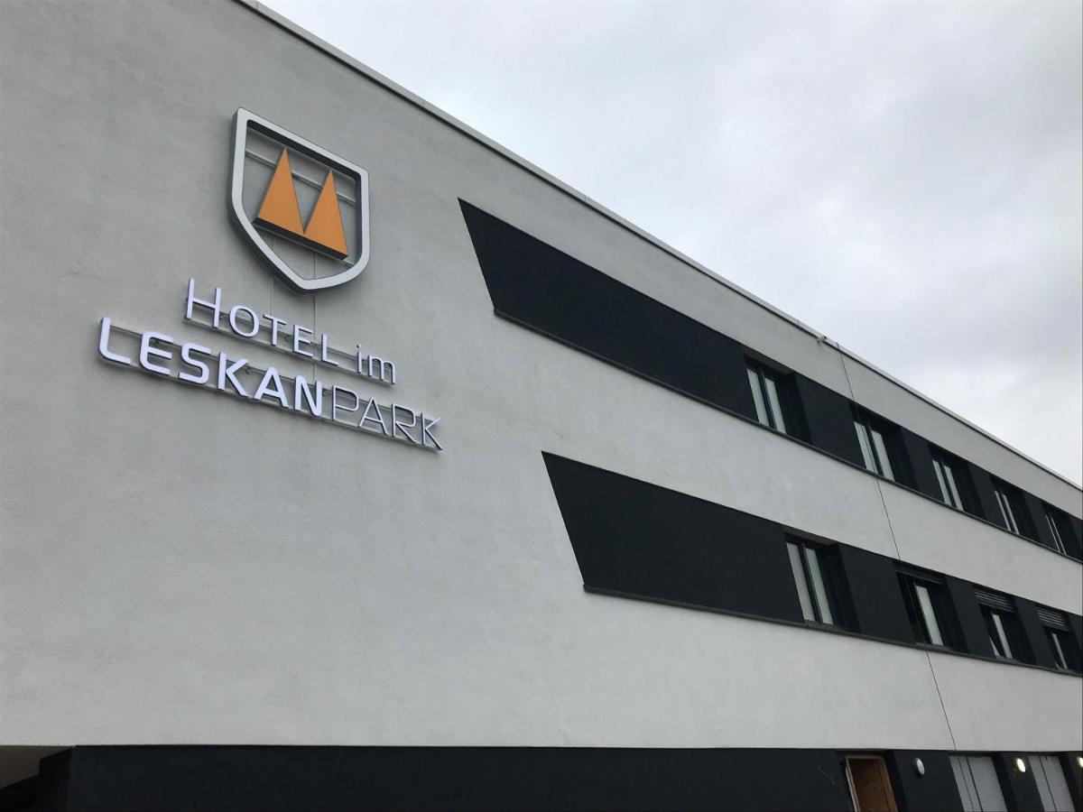 Hotel Im Leskanpark Koln Bagian luar foto